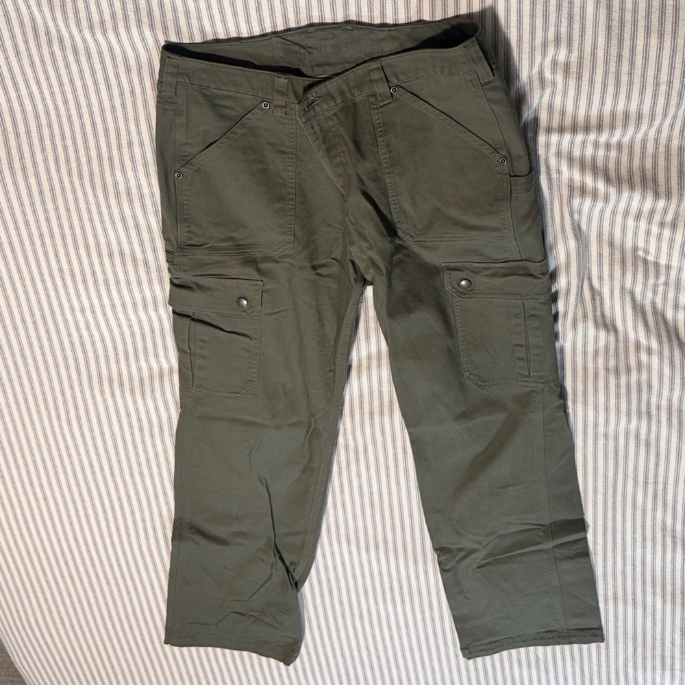 Duluth Trading Co Olive Boot Cut Work Pants SO MANY POCKETS 12x33